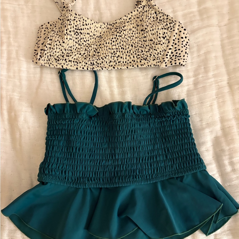 bakini set two for 15$